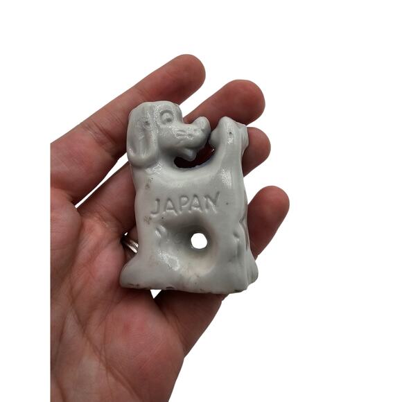 Vintage 1950s blue ceramic dog with a fly on his tail Figurine Japan - Picture 2 of 3